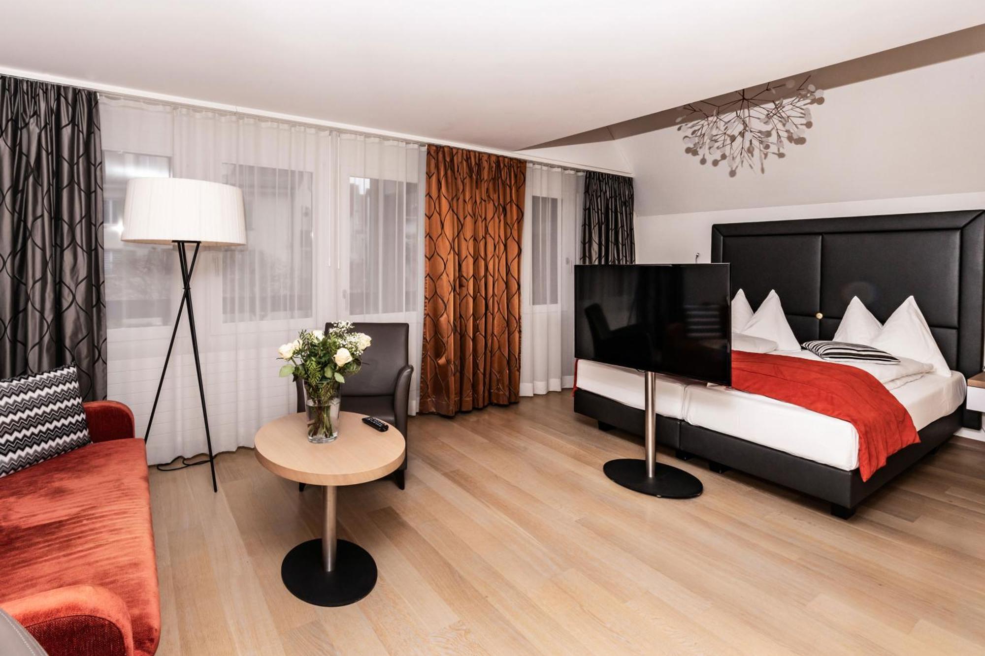 Tailormade Hotel Krone Sarnen Zewnętrze zdjęcie